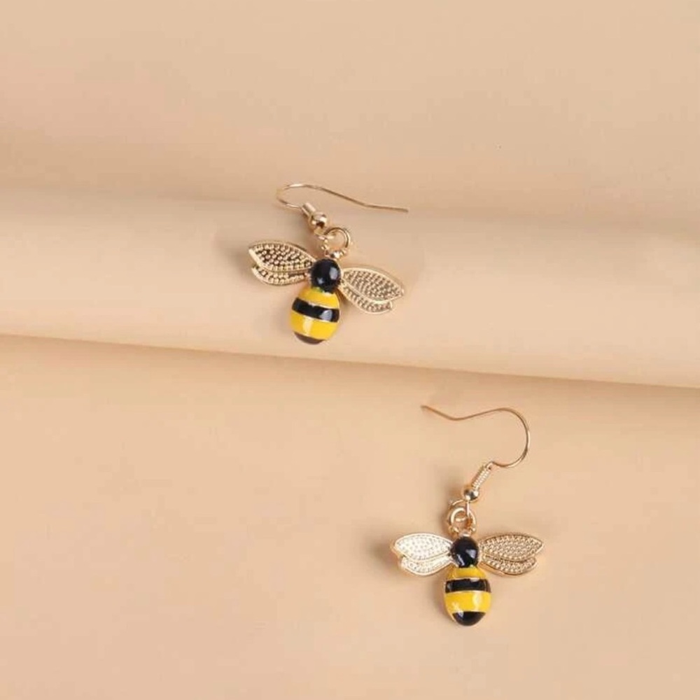 Brand New Bumblebee Dangle Earrings - Picture 8 of 16